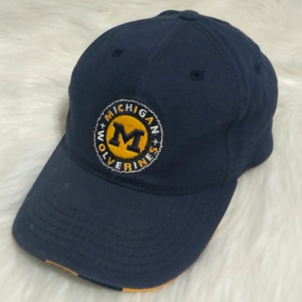 RARE! Michigan Wolverines ANNCO Officially Licensed Sliding Back Vintage  Hat
